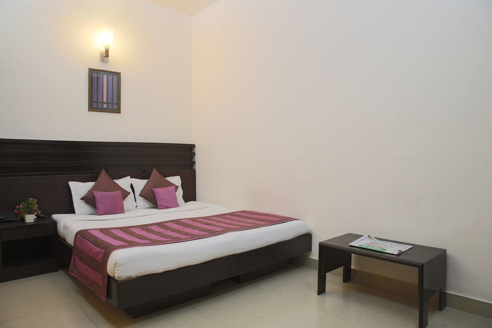 ניו דלהי Fabhotel Exotica Greenpark מראה חיצוני תמונה